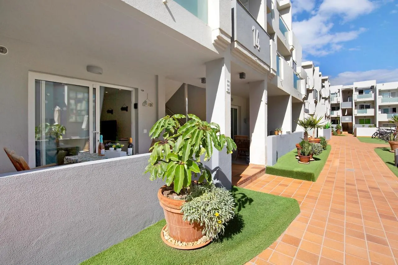 Garden 128 Apartman Corralejo 0*,